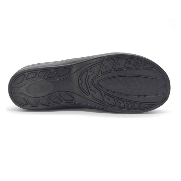 GUMIJASTI GLEŽNJARJI